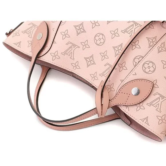 Louis Vuitton Hina PM Mahina Magnolia Pouch Pink - Picture 3 of 10